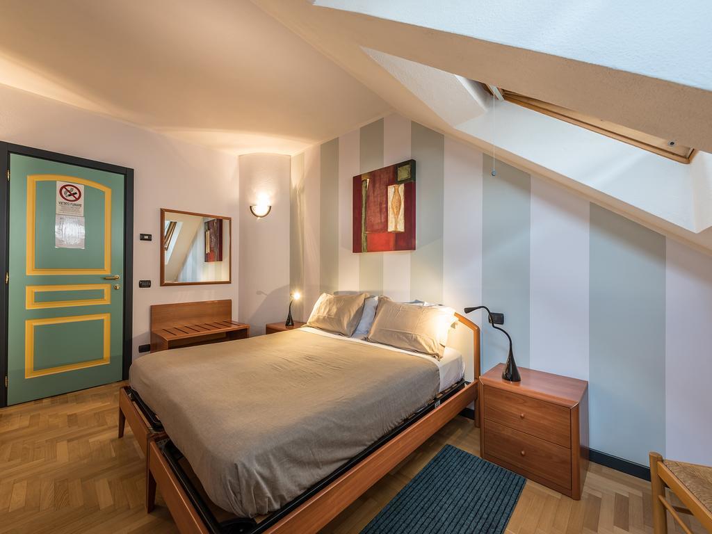 Mini Hotel Wine & Dreams Alba  Ngoại thất bức ảnh